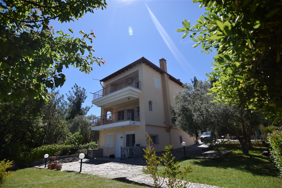 Large Detached House For Sale in Halkidiki Open Countryside