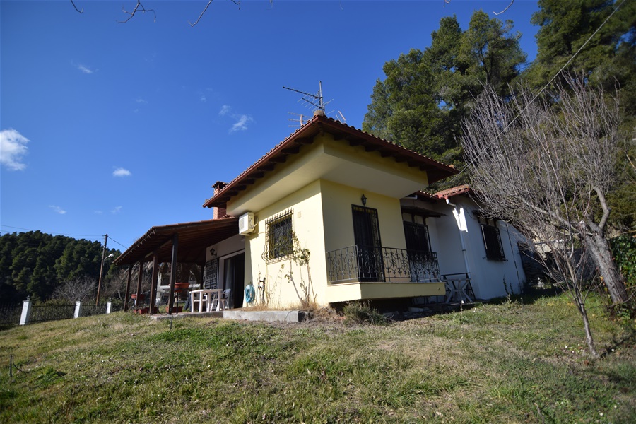 Country Village House For Sale in Fourka Halkidiki